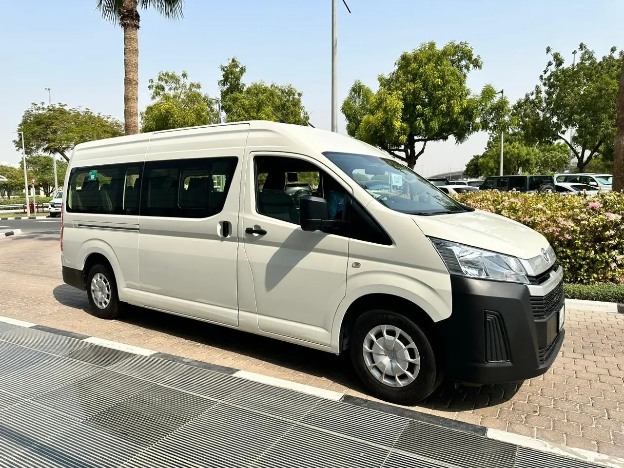 Convenient Passenger Access:
 Toyota Minibus Wide Sliding Door (UAE).